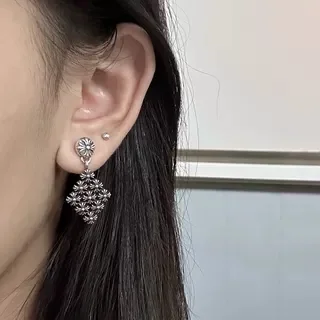 크롬하츠 다이아몬드 장식 십자가 체인 귀걸이 CE034 상세 이미지 5
