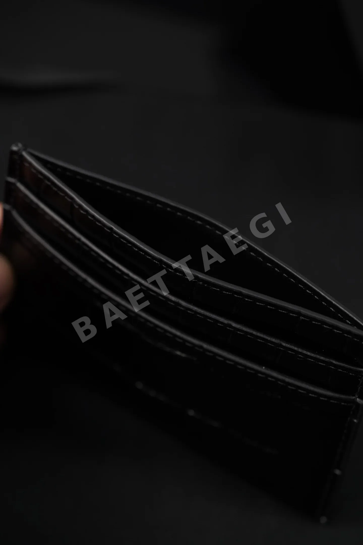 샤넬 클래식 크로커다일 패턴 카드홀더 지갑 상세 이미지 9