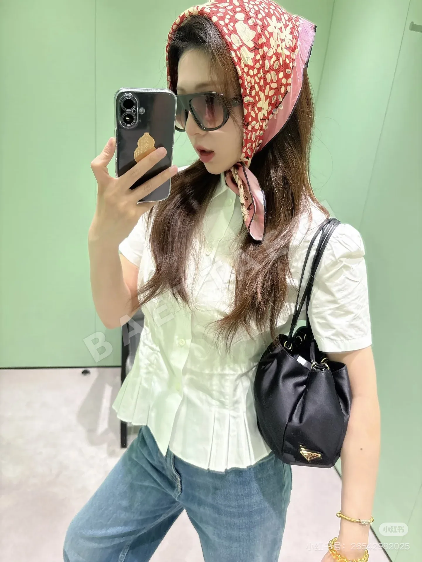 프라다 화이트 허리 타이 반팔 셔츠 상세 이미지 2
