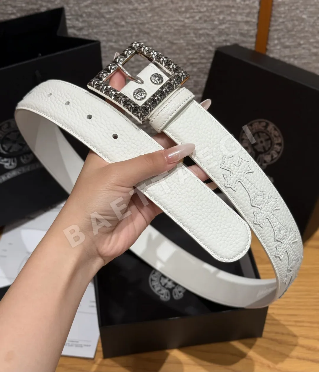 크롬하츠 플로랄 스퀘어 조각 버클 벨트 38mm 상세 이미지 4