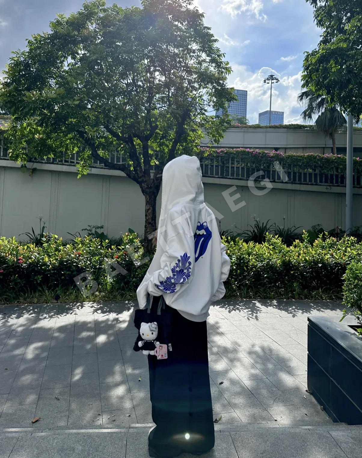 크롬하츠 꽃무늬 소매 지퍼 후드 남성의류 107855