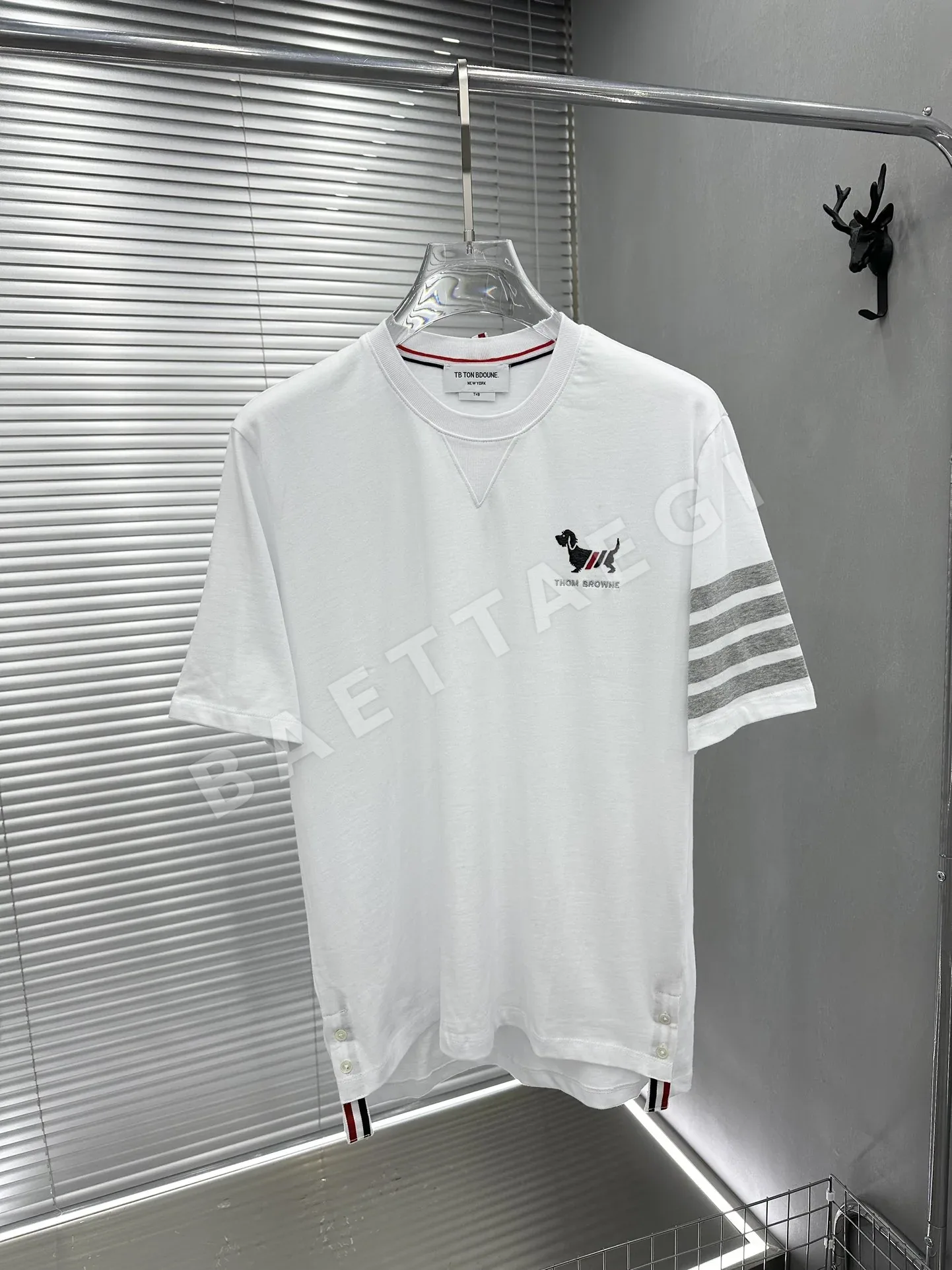 톰브라운 남성 반팔 50336