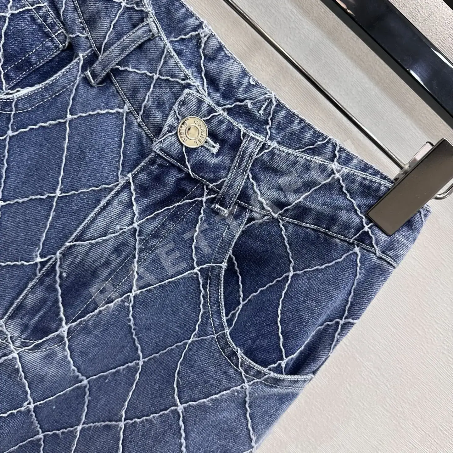 샤넬 다이아몬드 스티치 데님 서스펜더 바지 상세 이미지 3