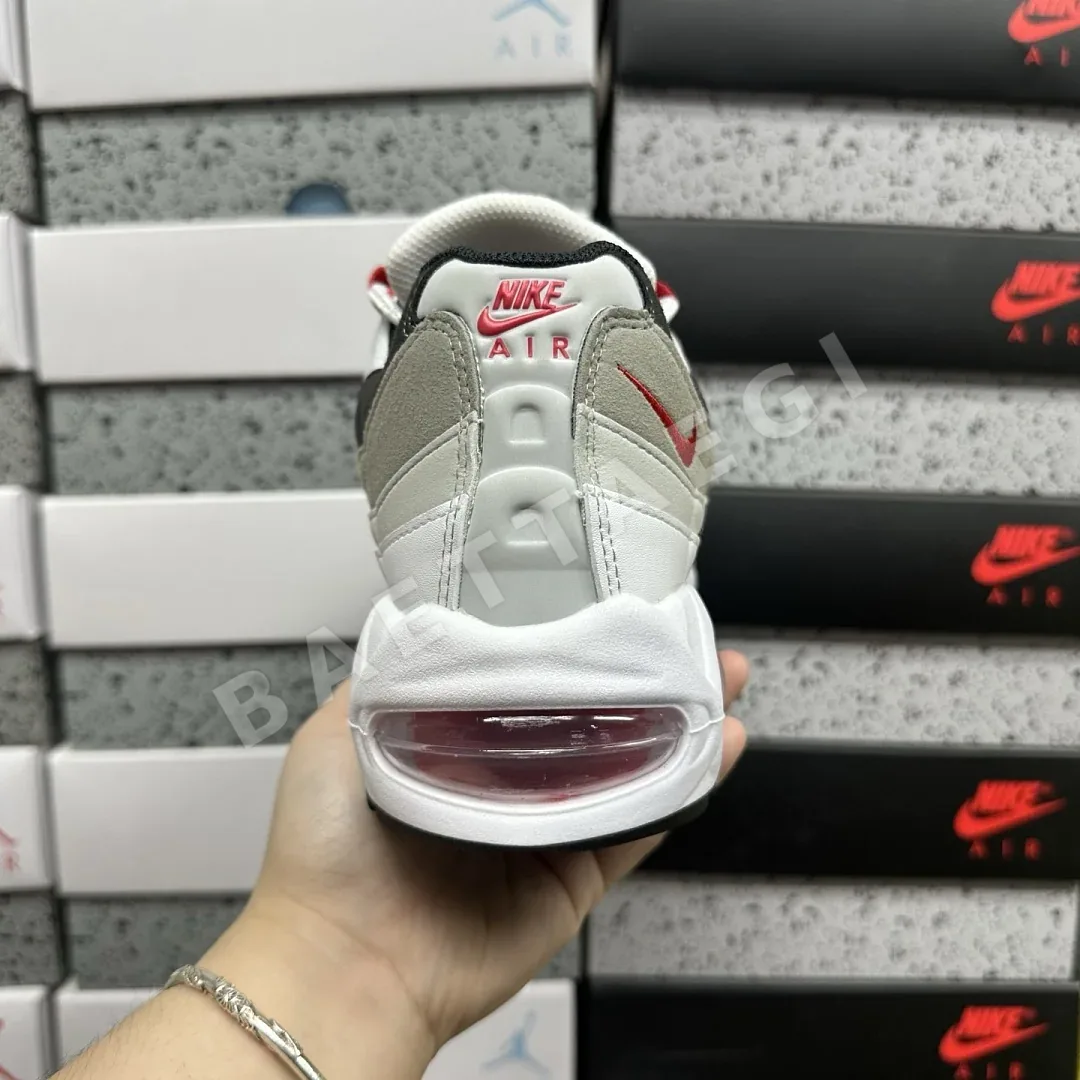 나이키 [KZ2.0] 에어 맥스 95 OG IB7862-100 201720 Nike Air Max 95 OG Big Bubble Comet 상세 이미지 8