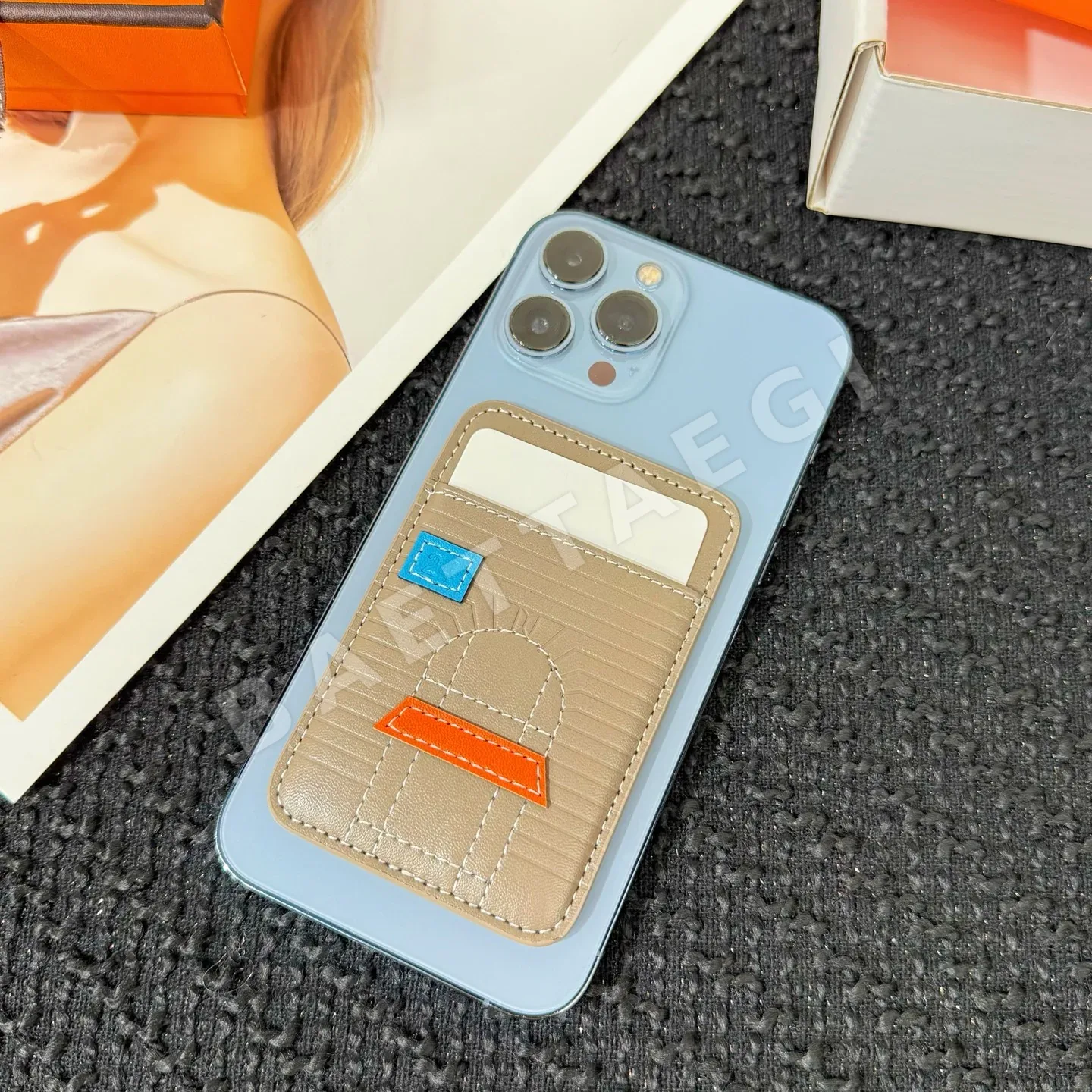 에르메스 맥세이프 마그네틱 카드 홀더 지갑 상세 이미지 4