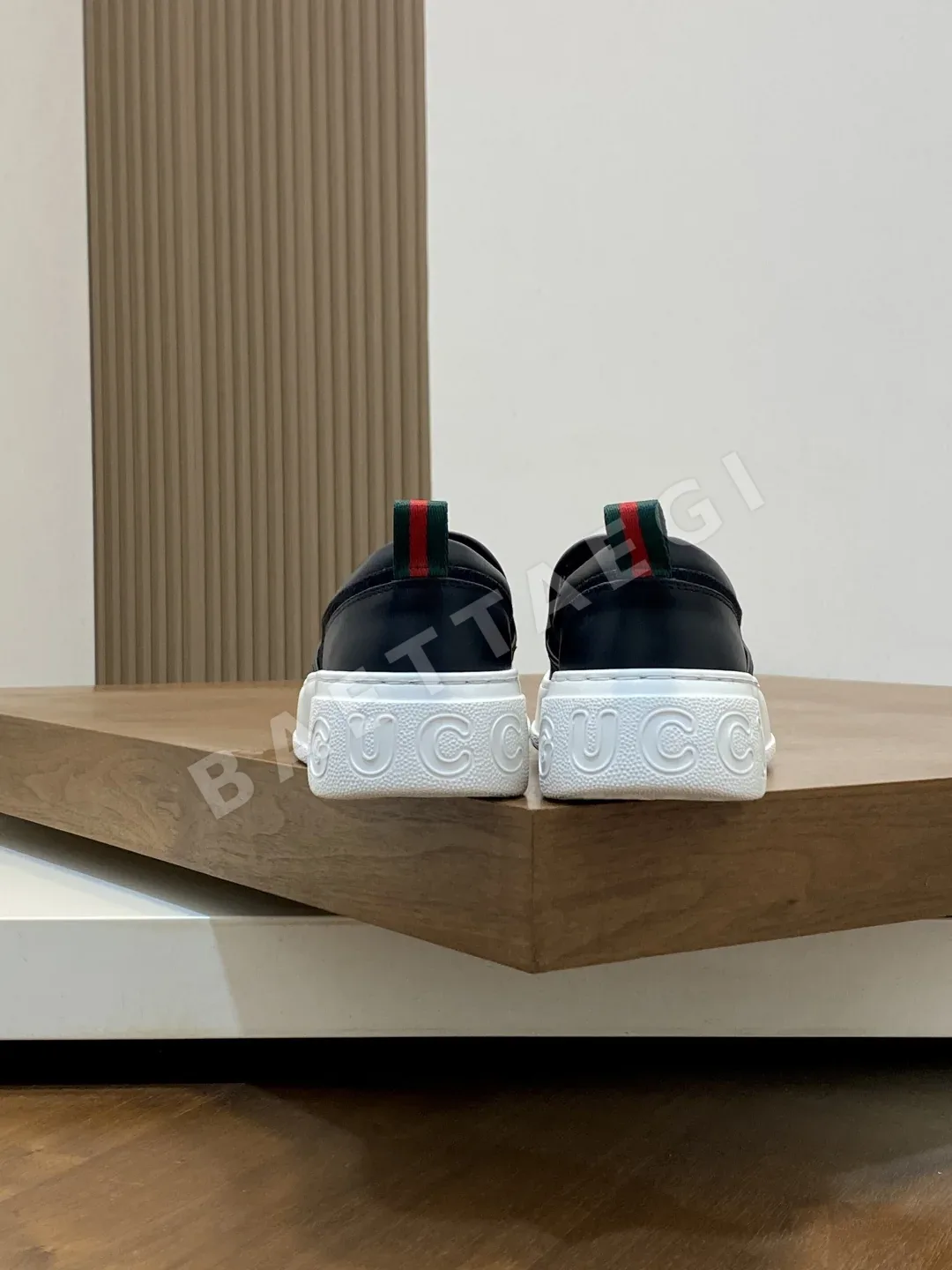 로로피아나 나파 송아지가죽 캐주얼 로퍼 상세 이미지 8