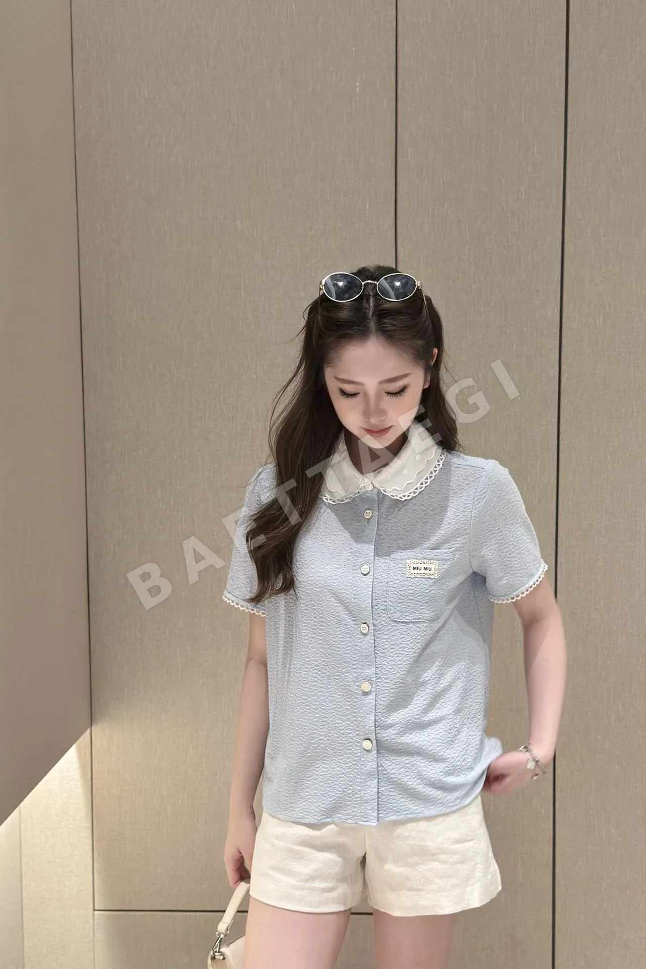 미우미우 레이스 카라 프릴 소매 반팔 셔츠 52322