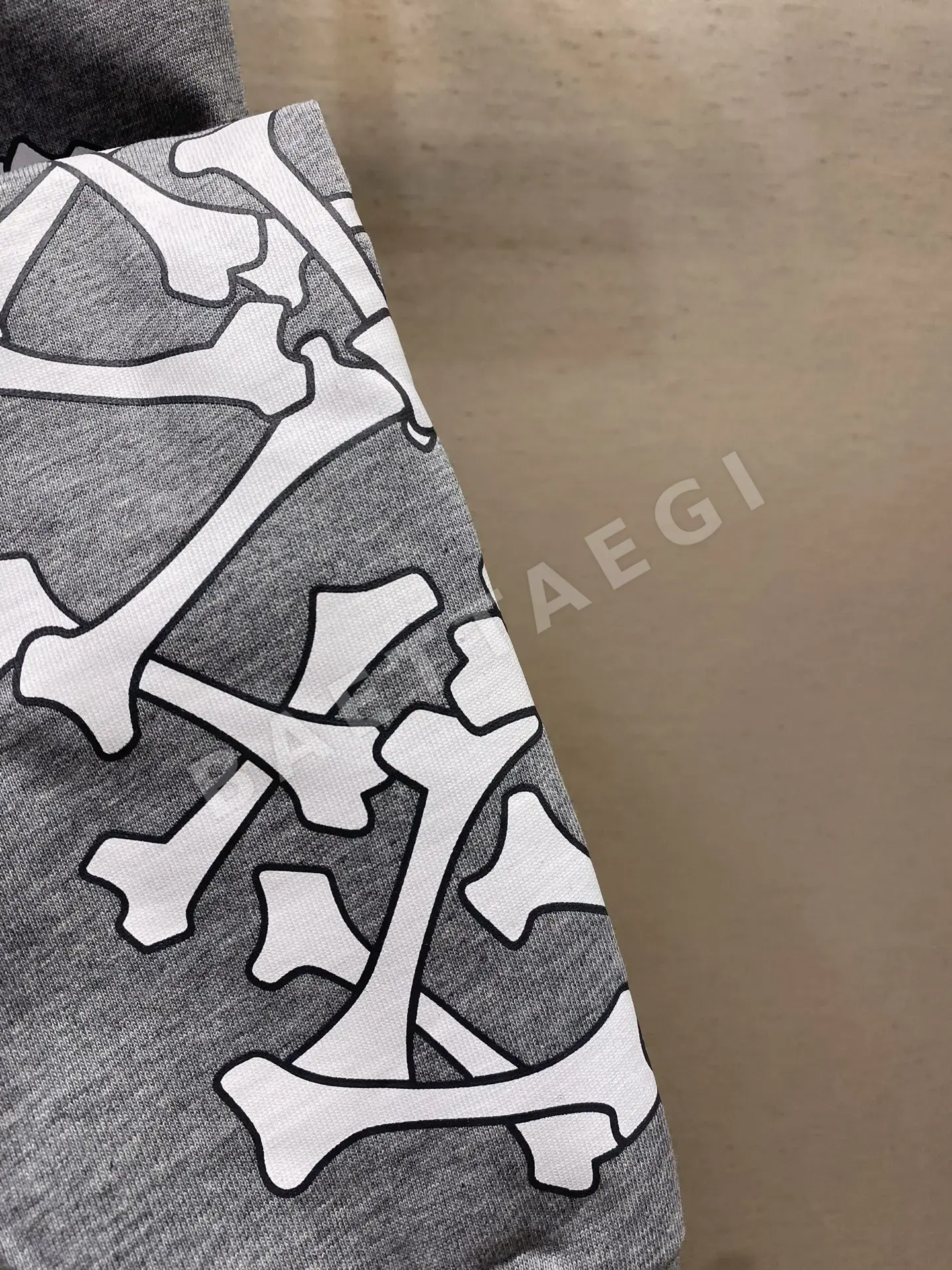 아미리 루즈핏 크루넥 긴팔 티셔츠 상세 이미지 7