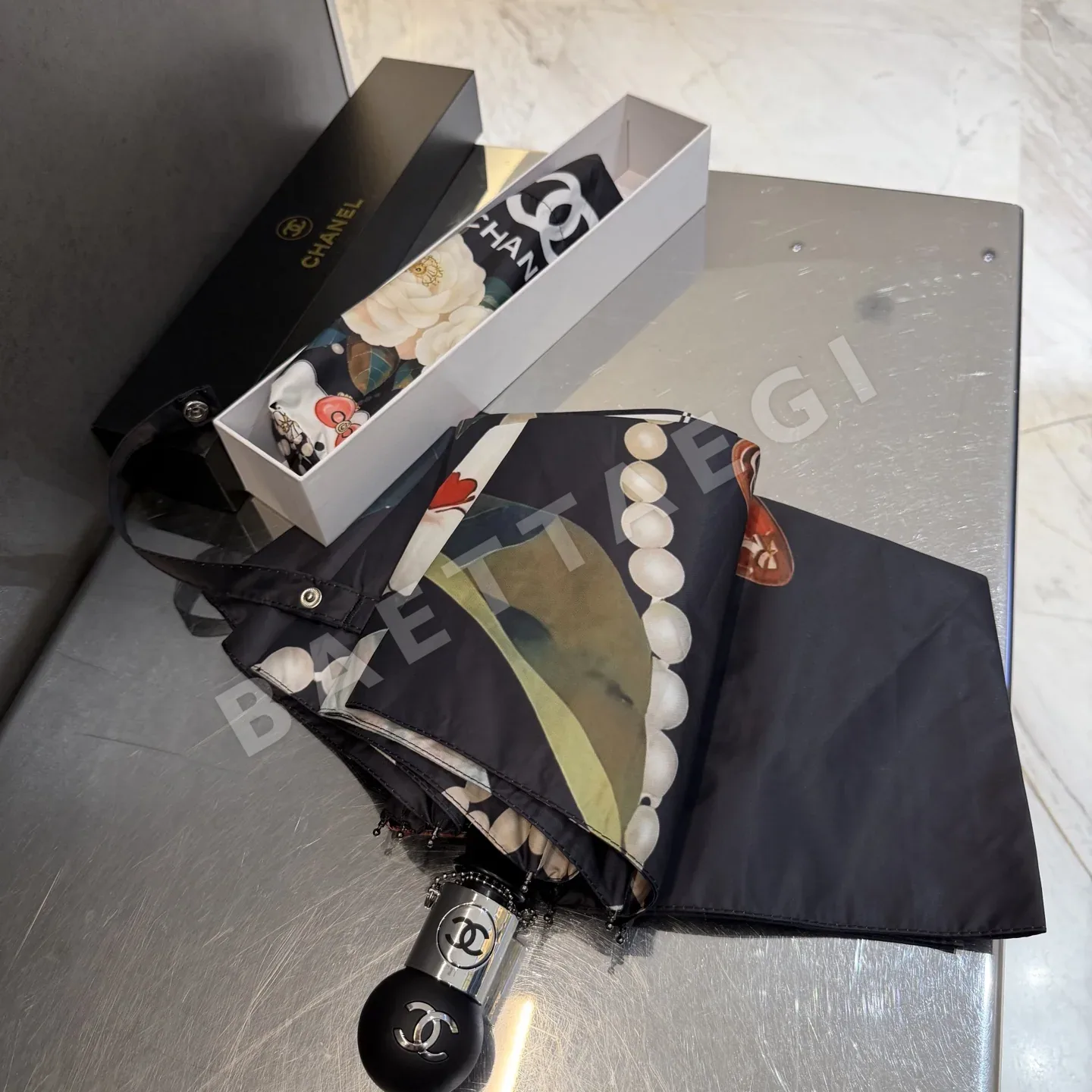 샤넬 3단 자동 우산 상세 이미지 3