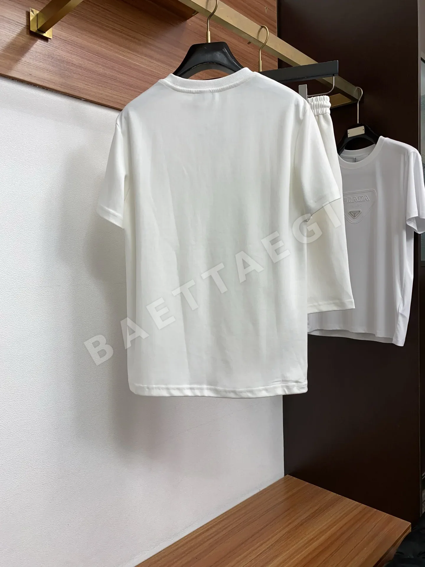 브루넬로쿠치넬리 남성 네이비 크루넥 반팔 티셔츠 상세 이미지 9