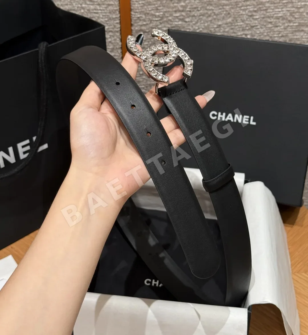 샤넬 클래식 더블 C 버클 소가죽 벨트 상세 이미지 4