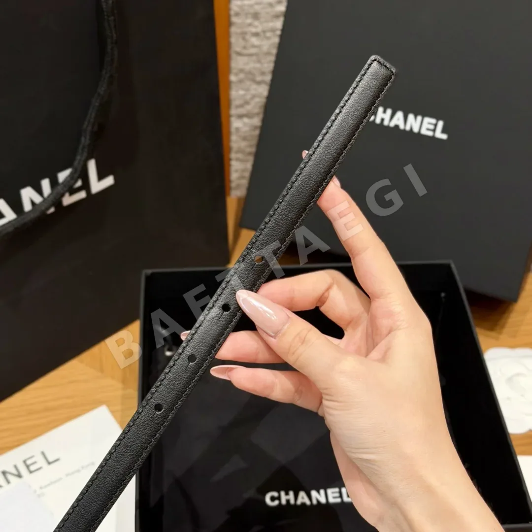 샤넬 더블 C 로고 가죽 벨트 상세 이미지 8