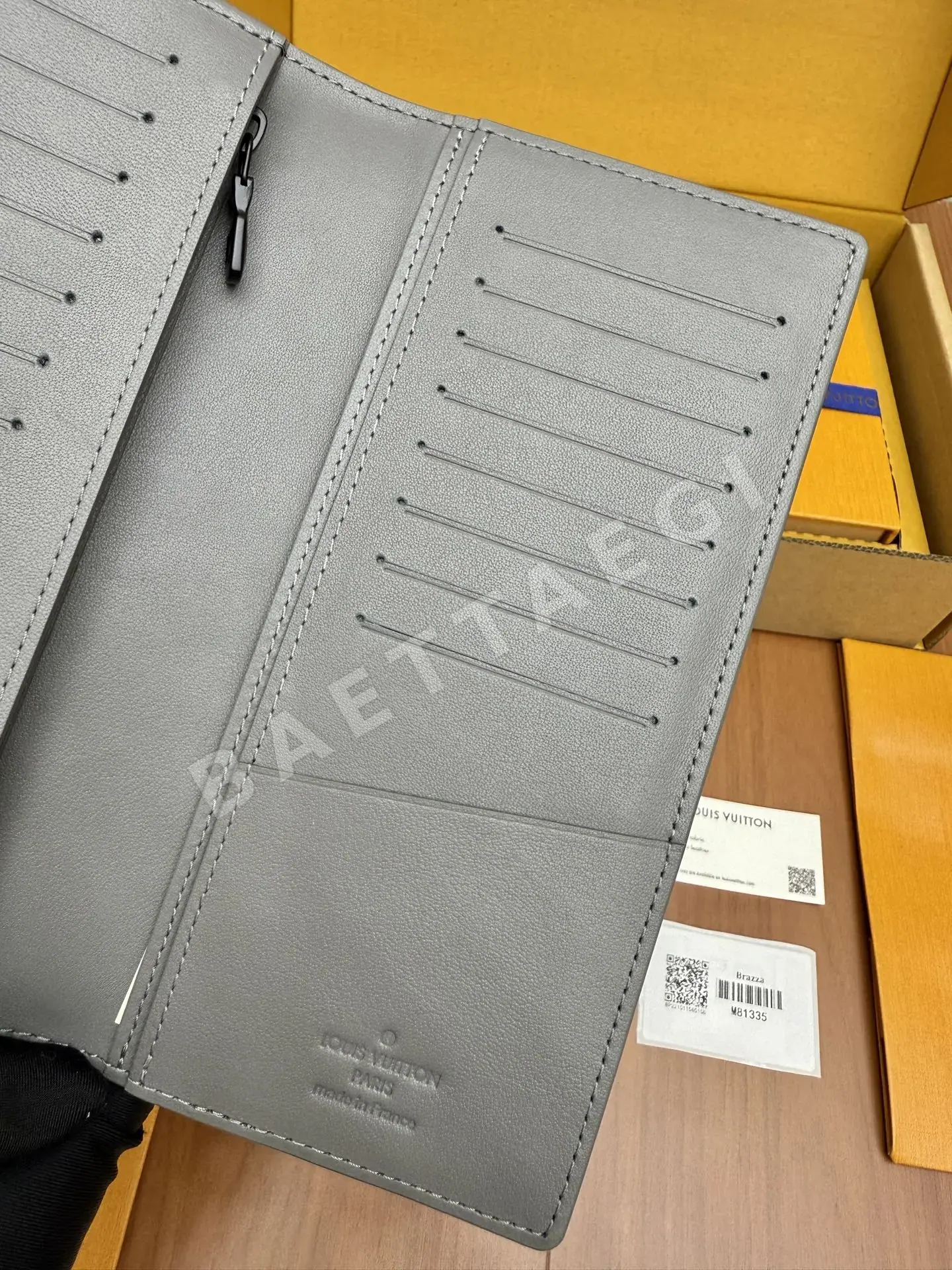 루이비통 M81335 스틸 지갑 상세 이미지 8