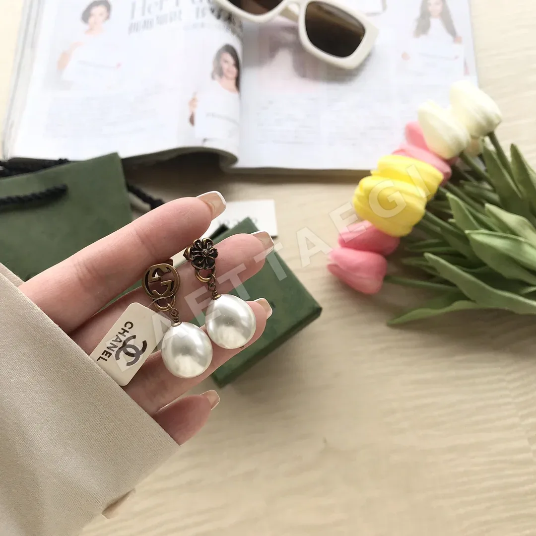구찌 더블 G 플라워 진주 스터드 귀걸이 상세 이미지 2
