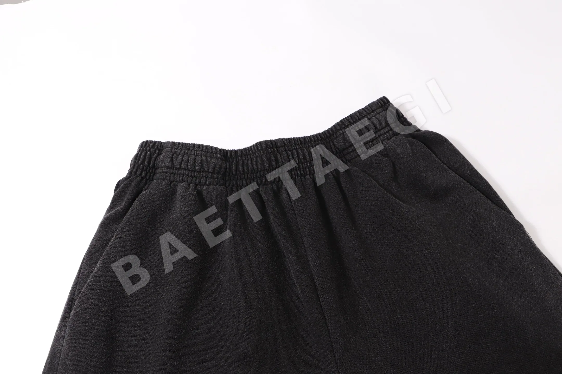 베트멍 로고 패치 남성 반바지 상세 이미지 3