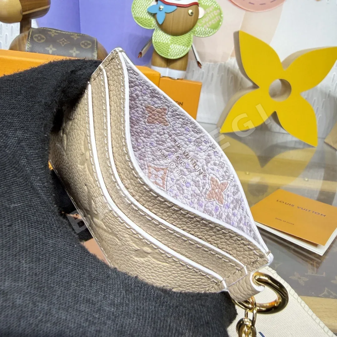 루이비통 포르트 카드홀더 참 지갑 상세 이미지 8
