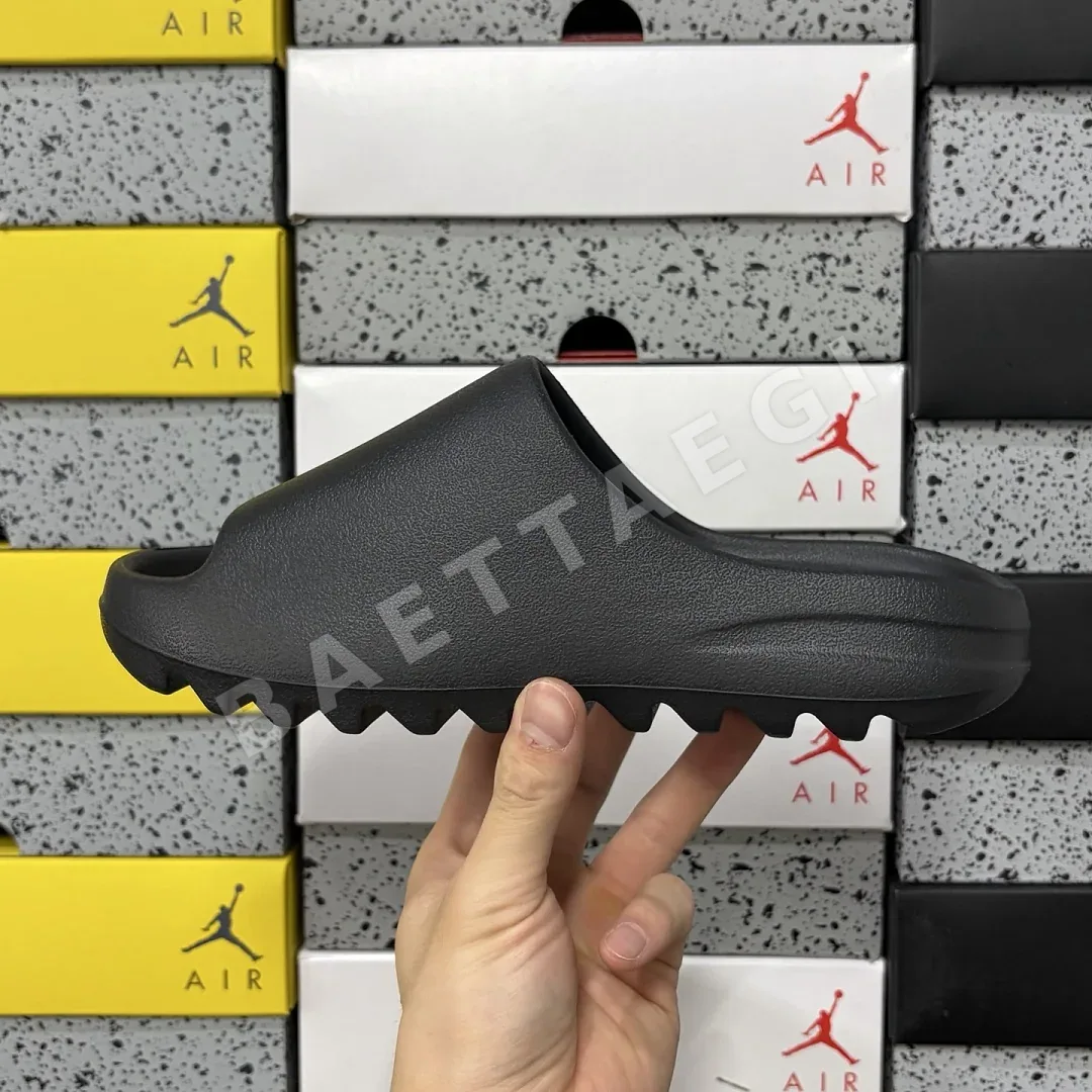 아디다스 [LW] 이지 슬라이드 HQ6448 200616 Adidas Yeezy Slide Onyx 상세 이미지 6