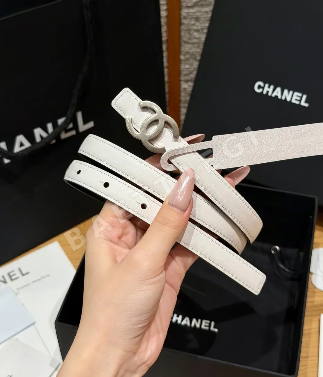 샤넬 더블 C 로고 양면 송아지가죽 벨트 상세 이미지 3