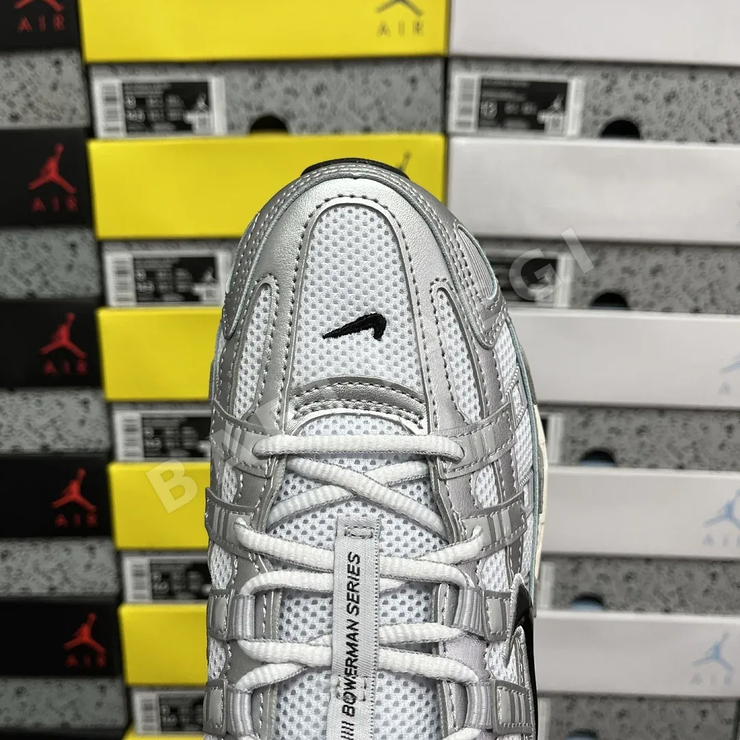 나이키 [CS] P 6000 CD6404-105 201531 Nike P-6000 White Metallic Silver Flat Black 상세 이미지 9