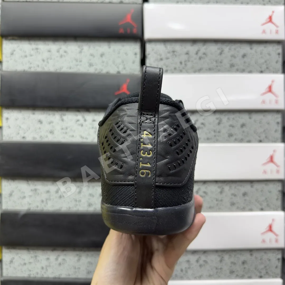 나이키 [S2] 코비 11 엘리트 로우 프로트로 IM4260-001 201806 Nike Kobe 11 Elite Low Protro Fade 상세 이미지 7