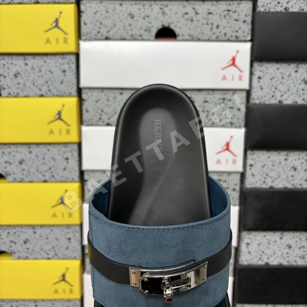 에르메스 [YX] 블루 205769 Hermes Chypre Sandal 상세 이미지 4