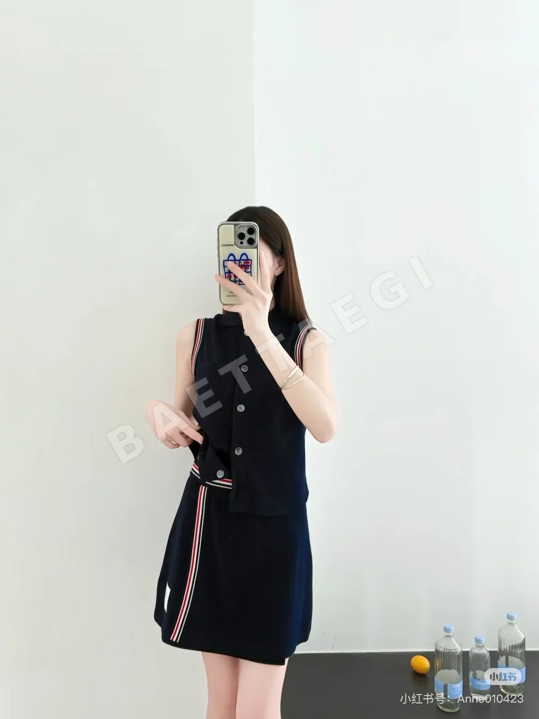 톰브라운 여성 슬림핏 노슬리브 폴로셔츠 상세 이미지 9