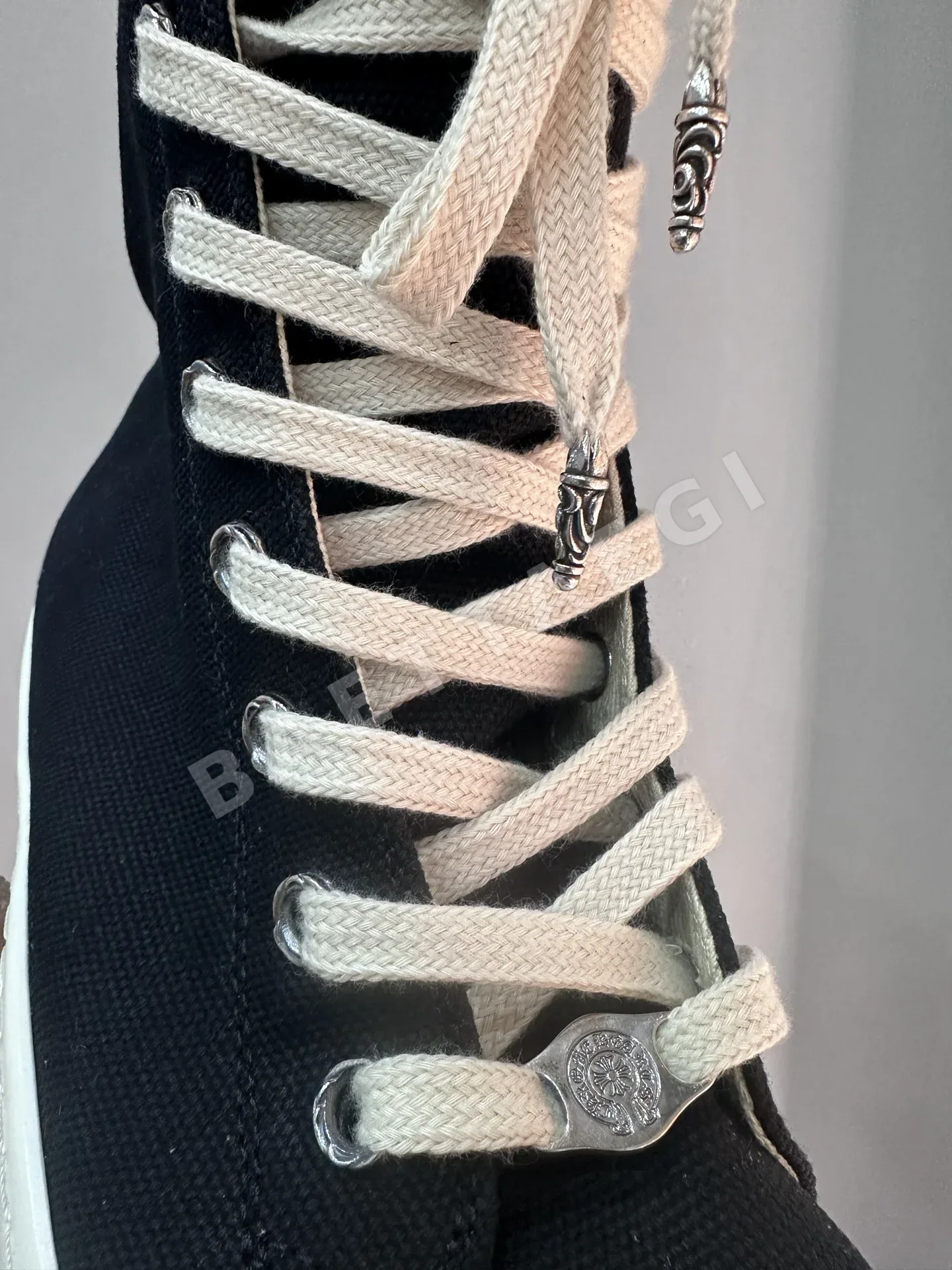 크롬하츠 스니커즈 캔버스 실버 금속장식 상세 이미지 7