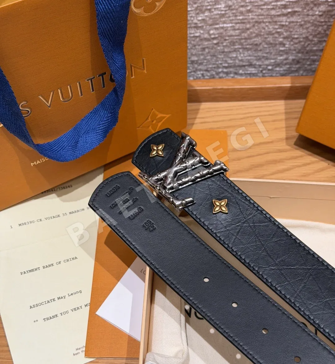 루이비통 LV 이니셜 40mm 모노그램 스터드 벨트 상세 이미지 8