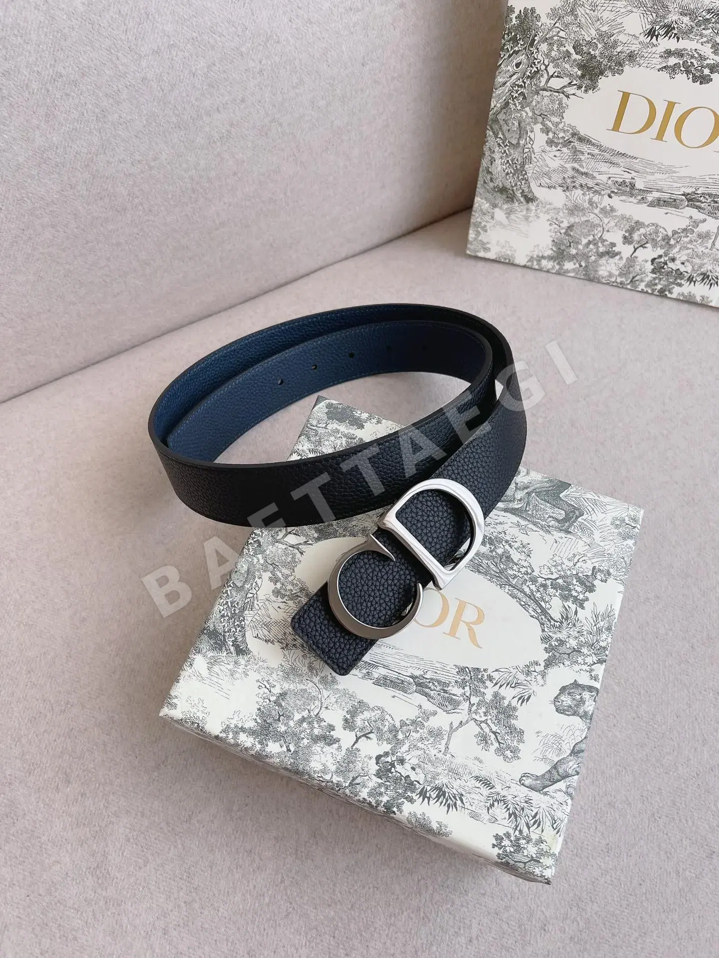 디올 CD 로고 남성 벨트 35 MM202400240 상세 이미지 5