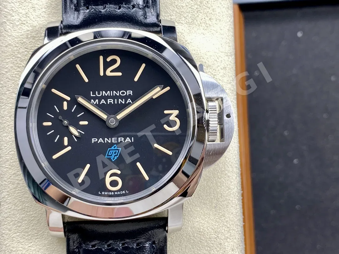 파네라이 PAM631 수동 시계