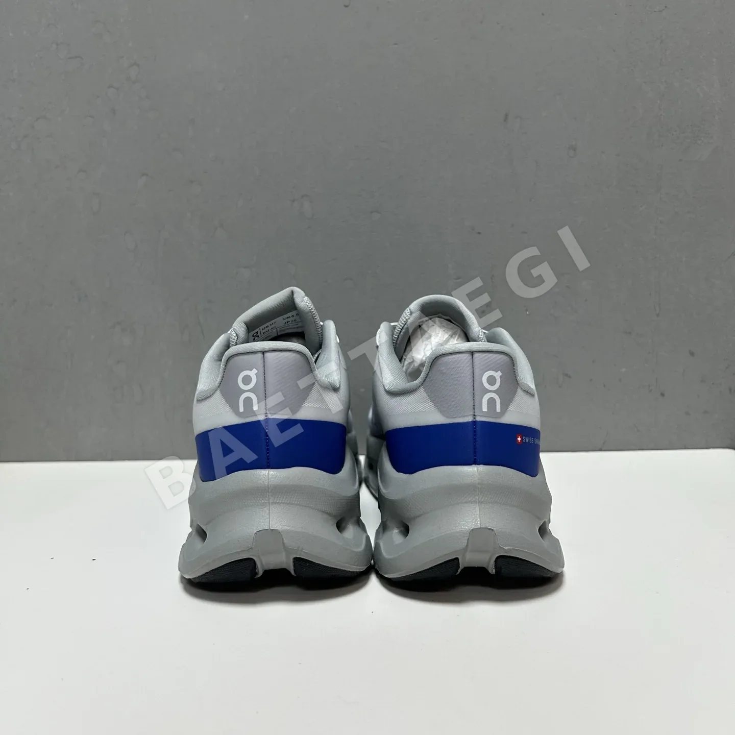 ON 신발 157687 Sneakers 상세 이미지 2