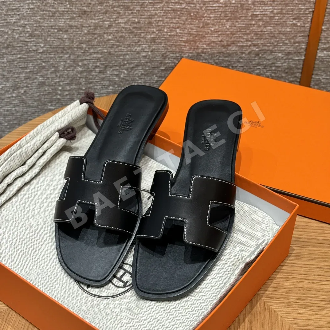 에르메스 오란 슬리퍼 117460