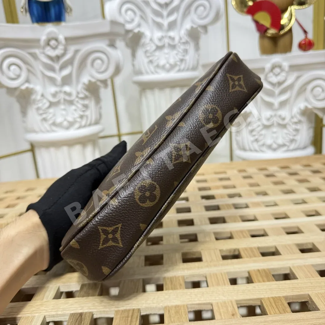 루이비통 모노그램 캔버스 Pochette Accessoires 가방 M82766 상세 이미지 5