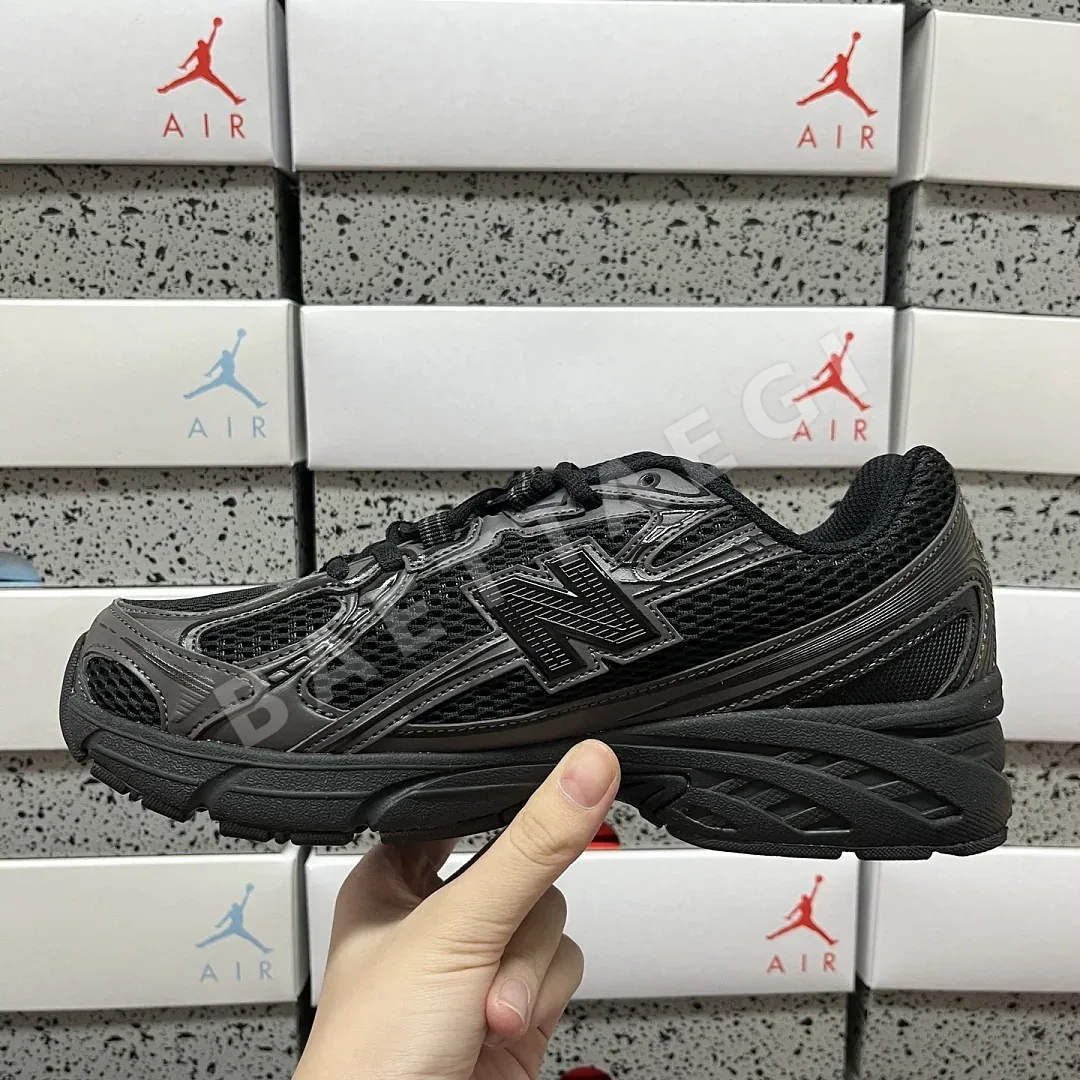 뉴발란스 [XY] 740 U740BO2 202075 New Balance 740 Triple Black 상세 이미지 2