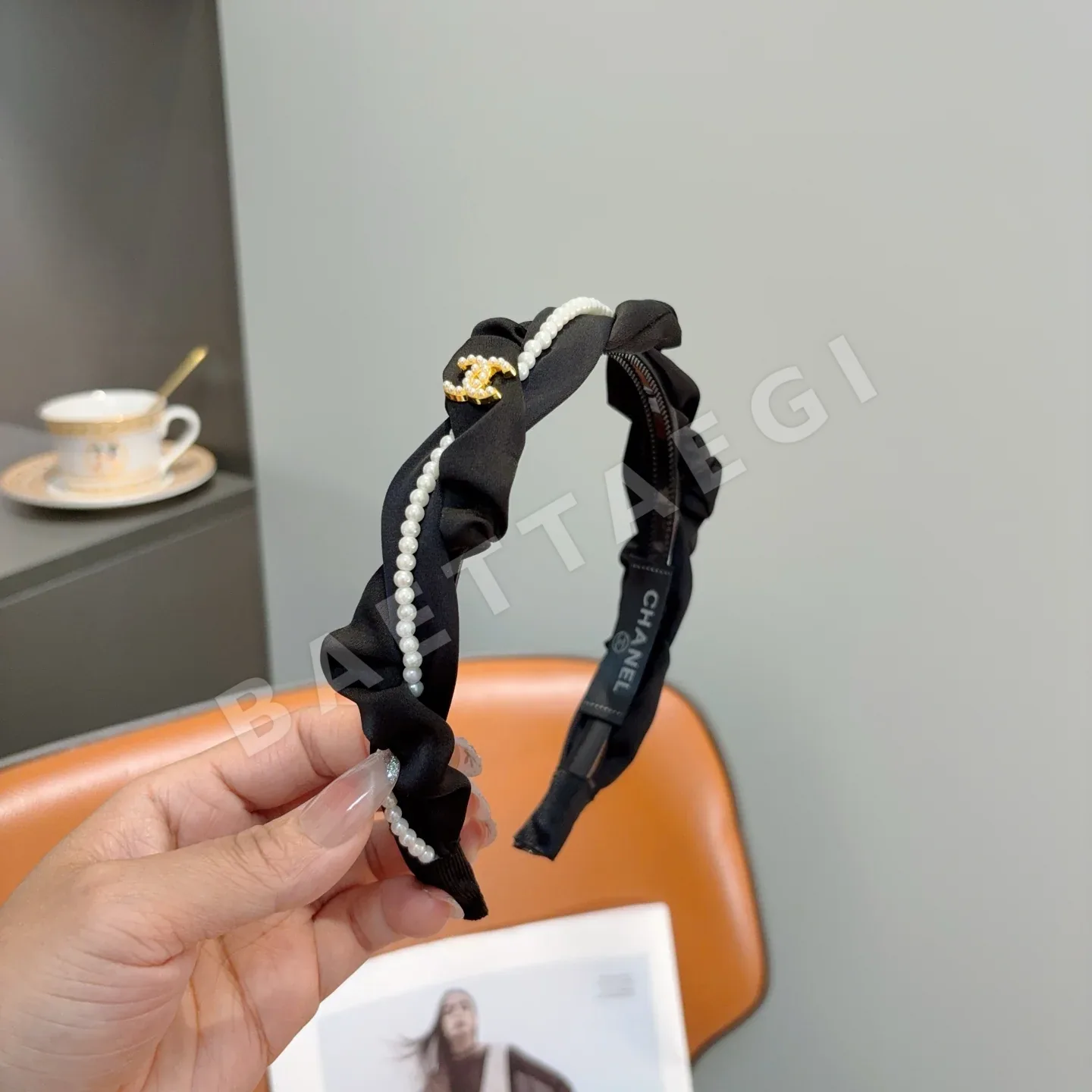 샤넬 진주 미니 헤어밴드 헤어악세사리 상세 이미지 3