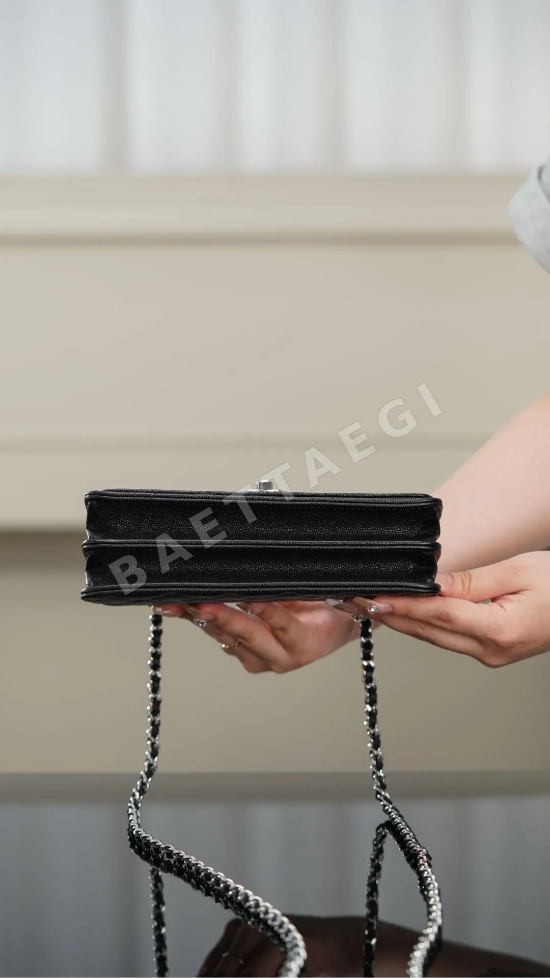 샤넬 25P 핸들 아코디언 가방 상세 이미지 9