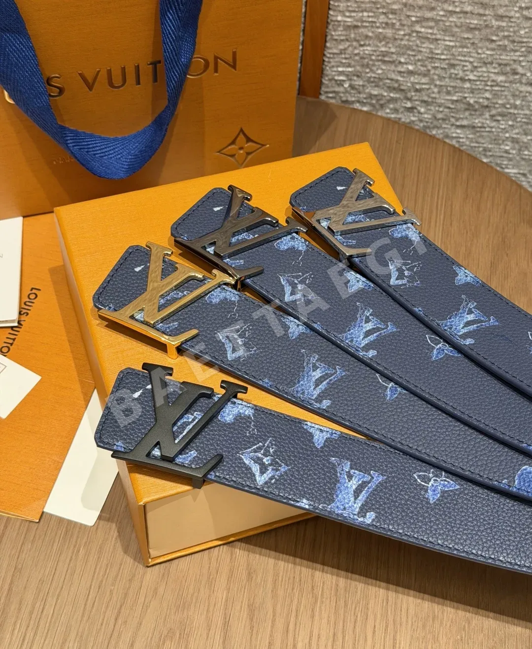 루이비통 이니셜 40mm 리버시블 벨트 상세 이미지 4