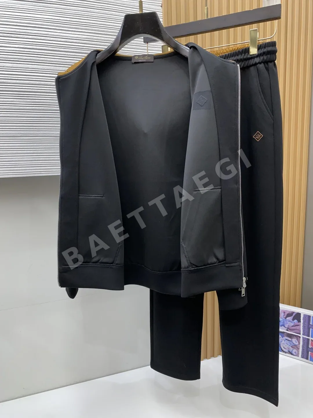 로로피아나 울 혼방 남성 세트 상세 이미지 9