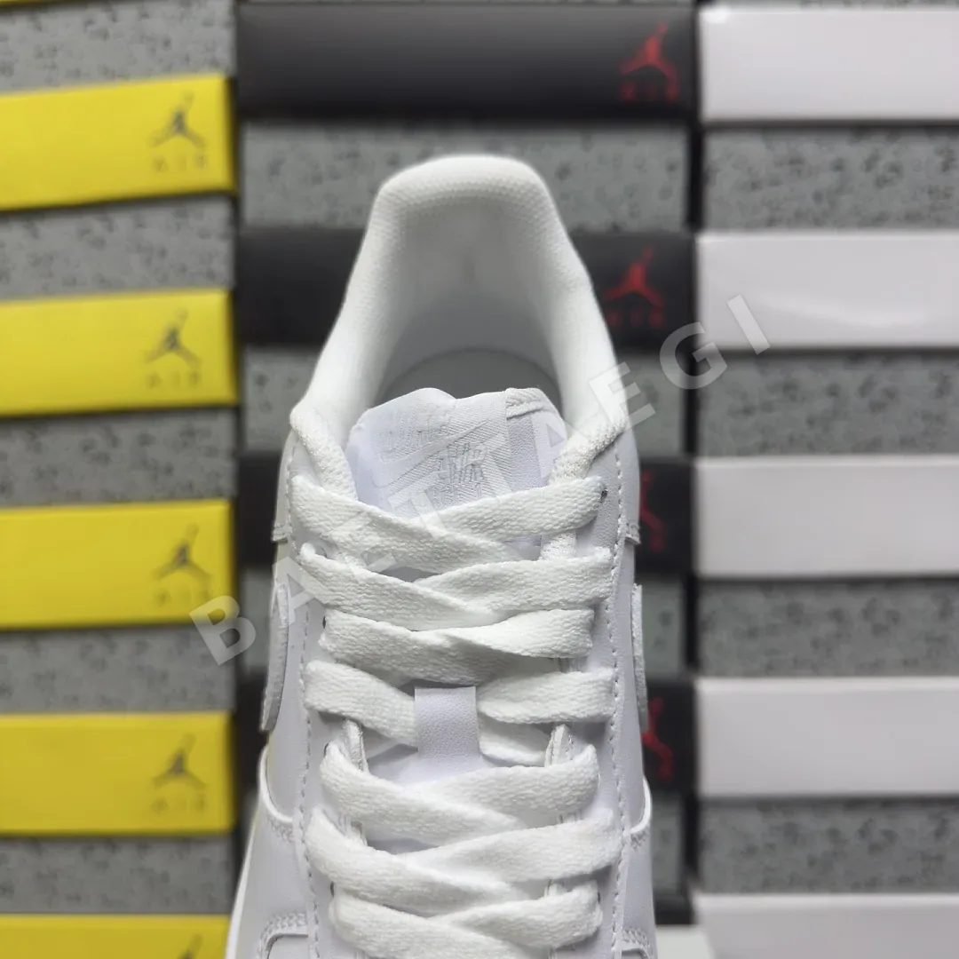 나이키 [XY/PB] 에어 포스 1 로우 DD8959-100 201823 Nike Air Force 1 Low '07 White Travis 상세 이미지 6