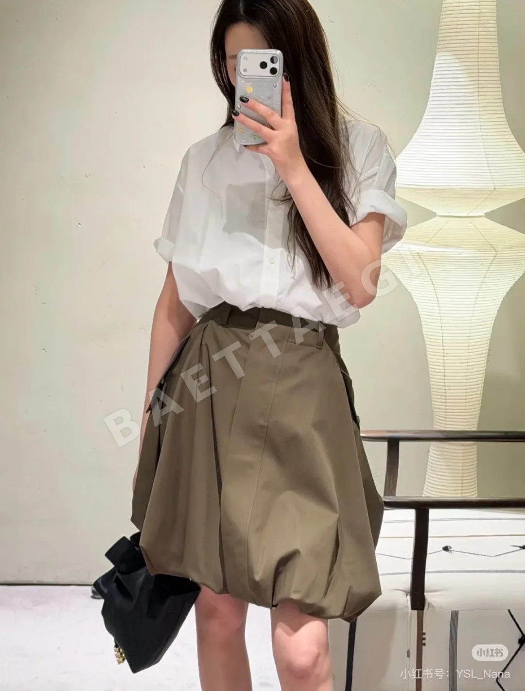 로에베 오리브 그린 불규칙 튤립 스커트 상세 이미지 4