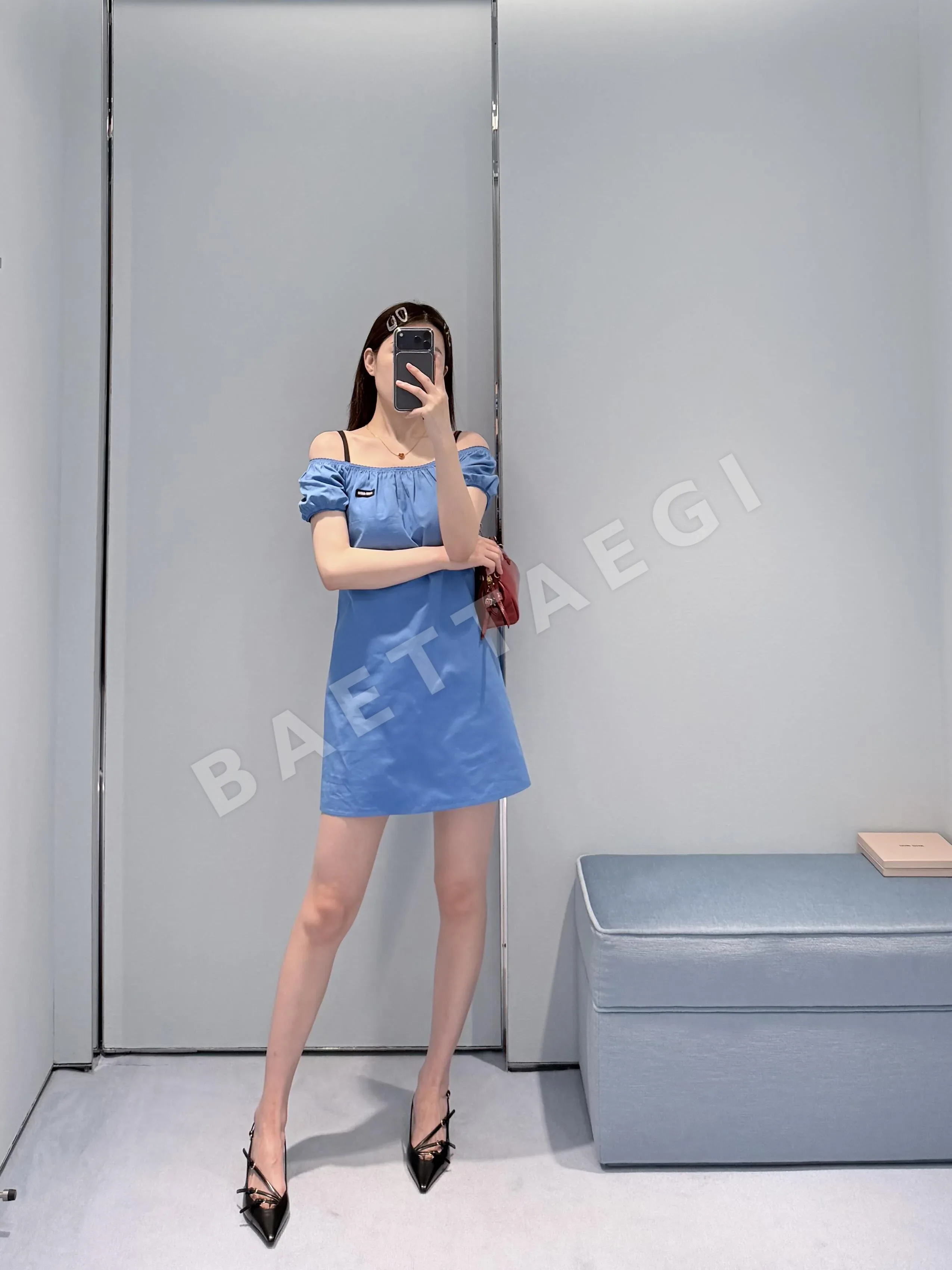 미우미우 스카이 블루 퍼프 슬리브 원피스 상세 이미지 6