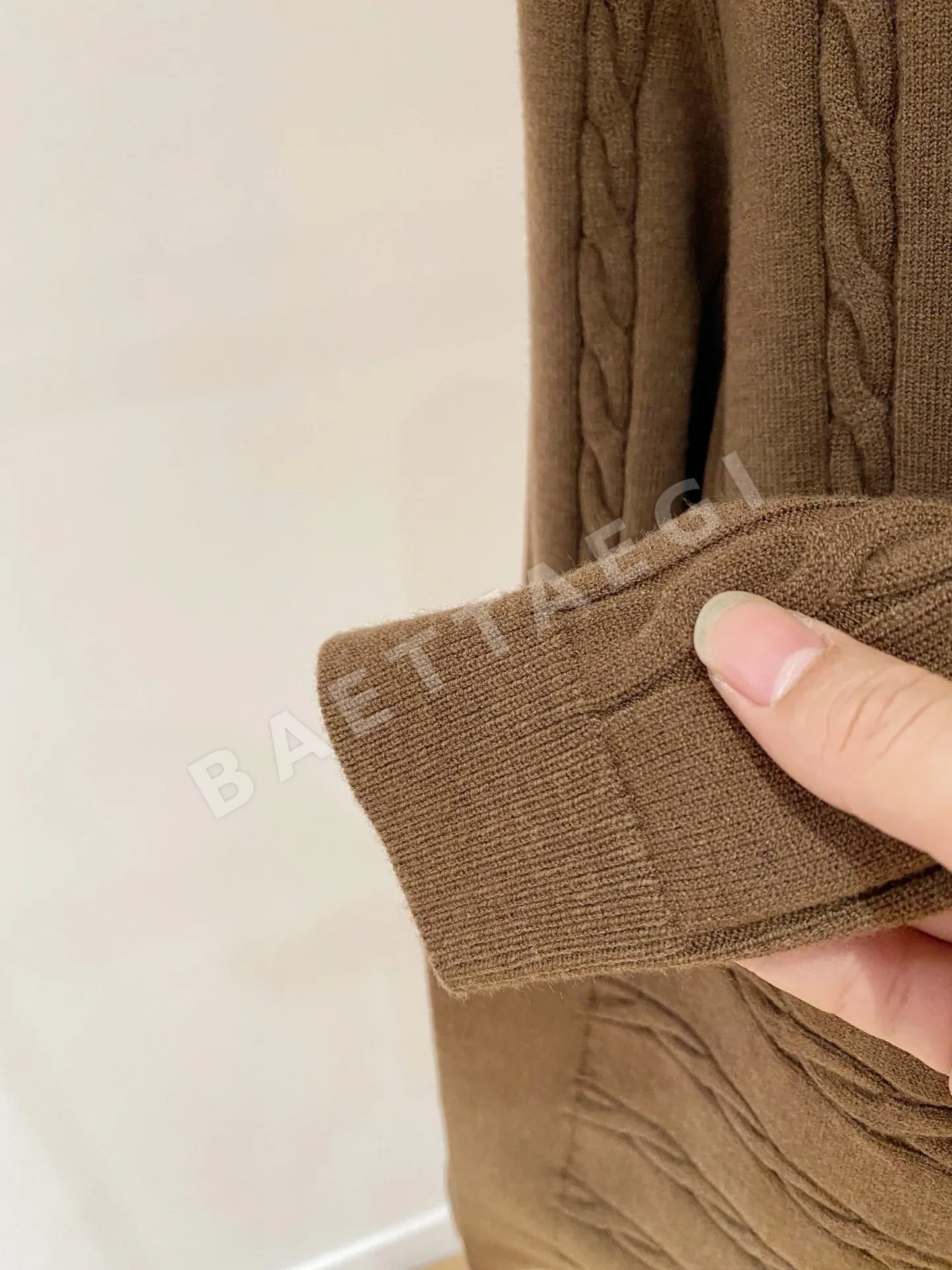 브루넬로쿠치넬리 남성 니트 상세 이미지 8