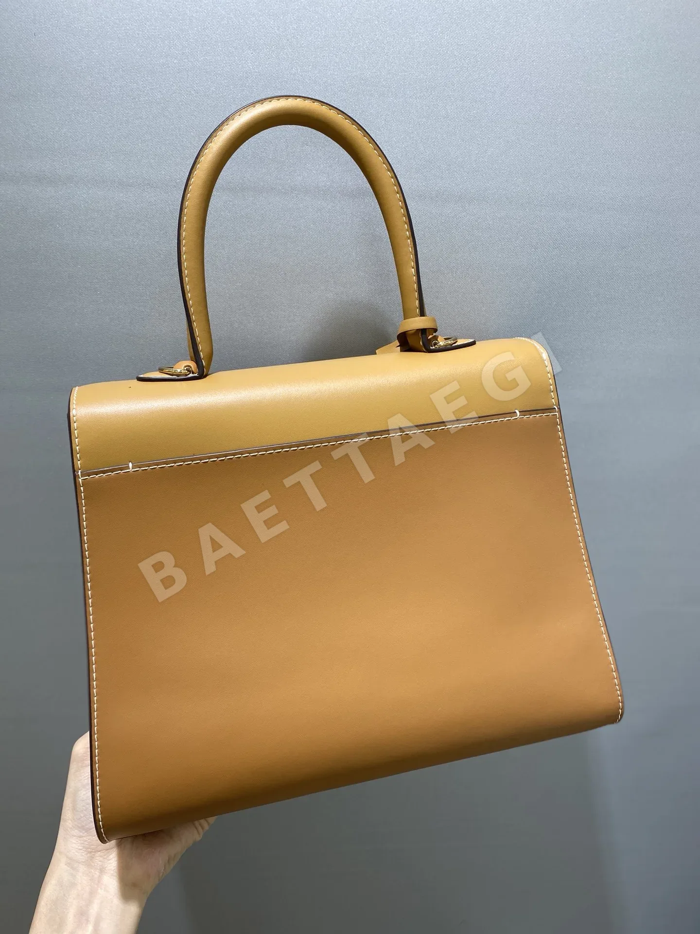 델보 더블 링 브릴리언트 박스 램스킨 숄더백 상세 이미지 3