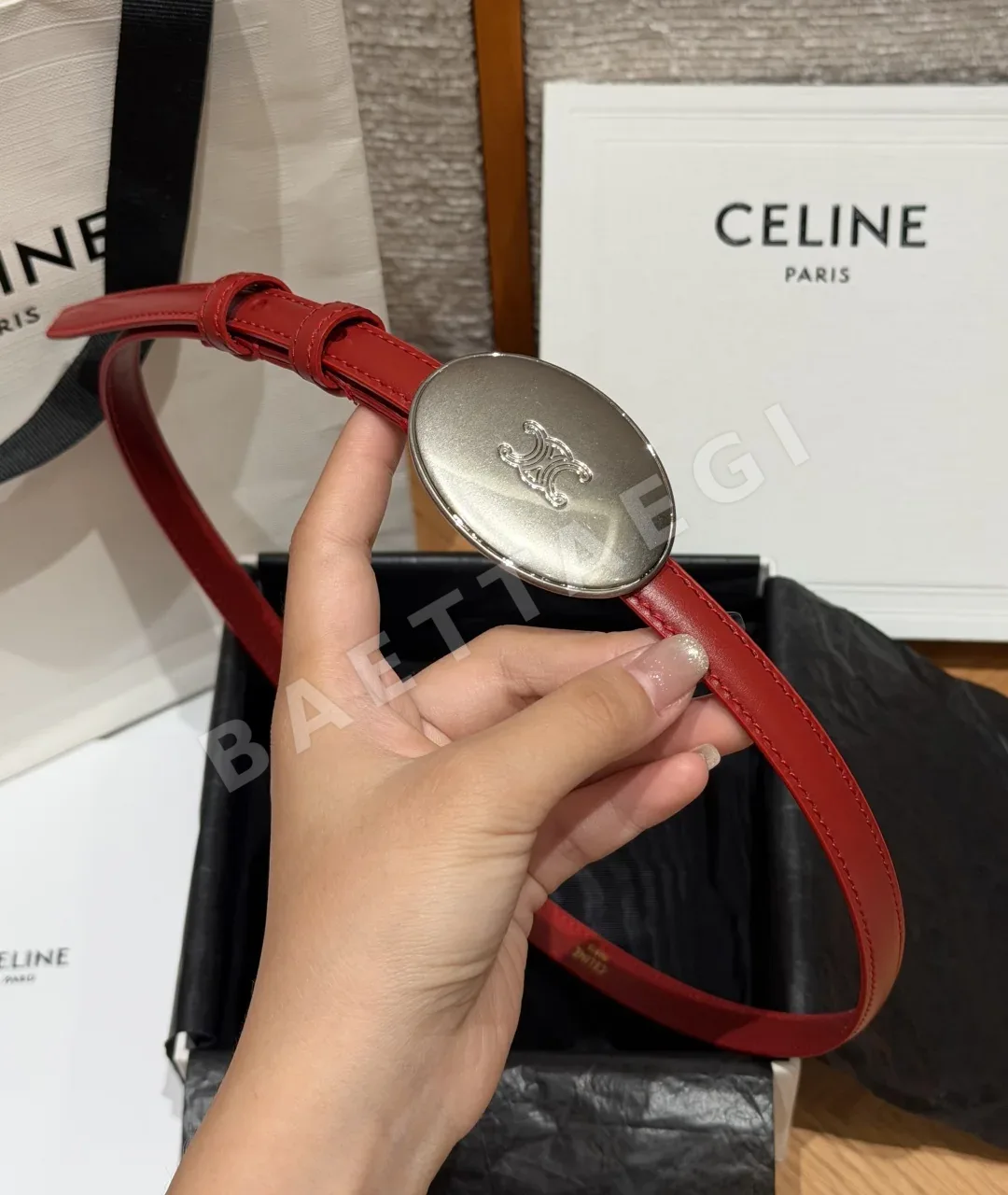 셀린느 트릴리옹 가죽 얇은 플레이트 벨트 13MM 상세 이미지 3