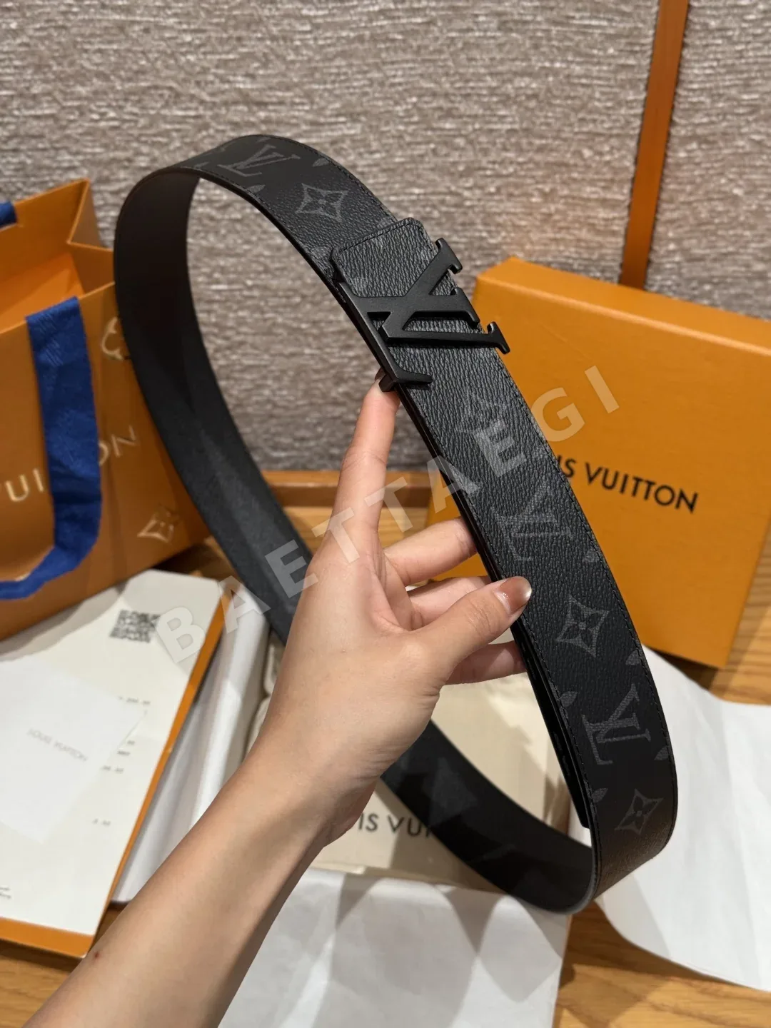 루이비통 셰이크 40mm 리버시블 벨트 상세 이미지 3