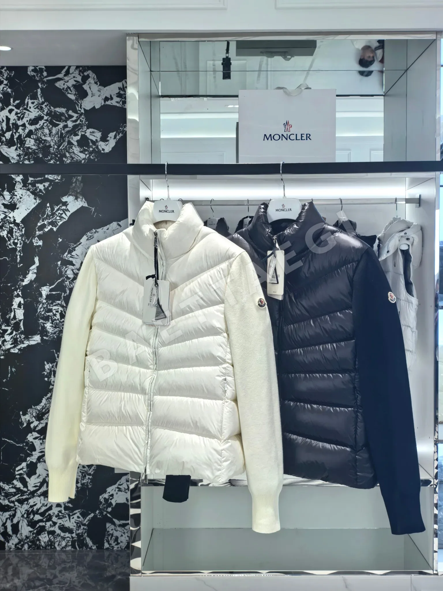몽클레르 여성 패딩 203470 Moncler Padding 상세 이미지 9