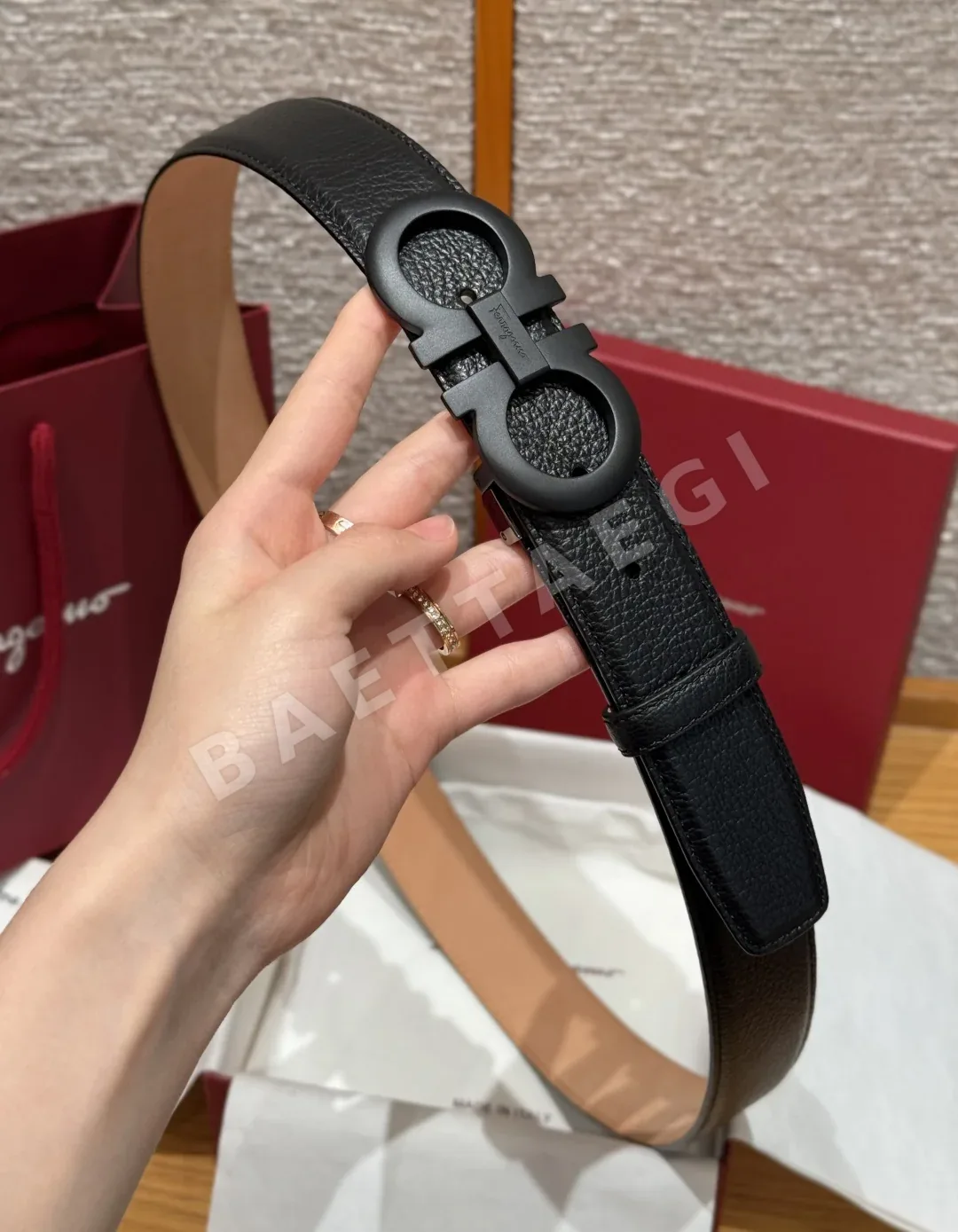 페레가모 간치니 양면 조절 가죽 벨트 상세 이미지 3