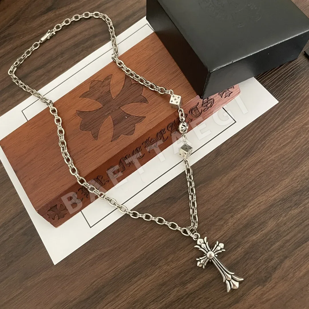 크롬하츠 클래식 레트로 크로스 다이스 목걸이 상세 이미지 7