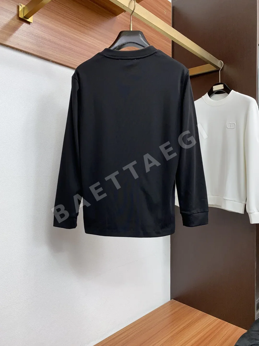 브루넬로쿠치넬리 남성 라운드넥 긴팔 티셔츠 상세 이미지 10