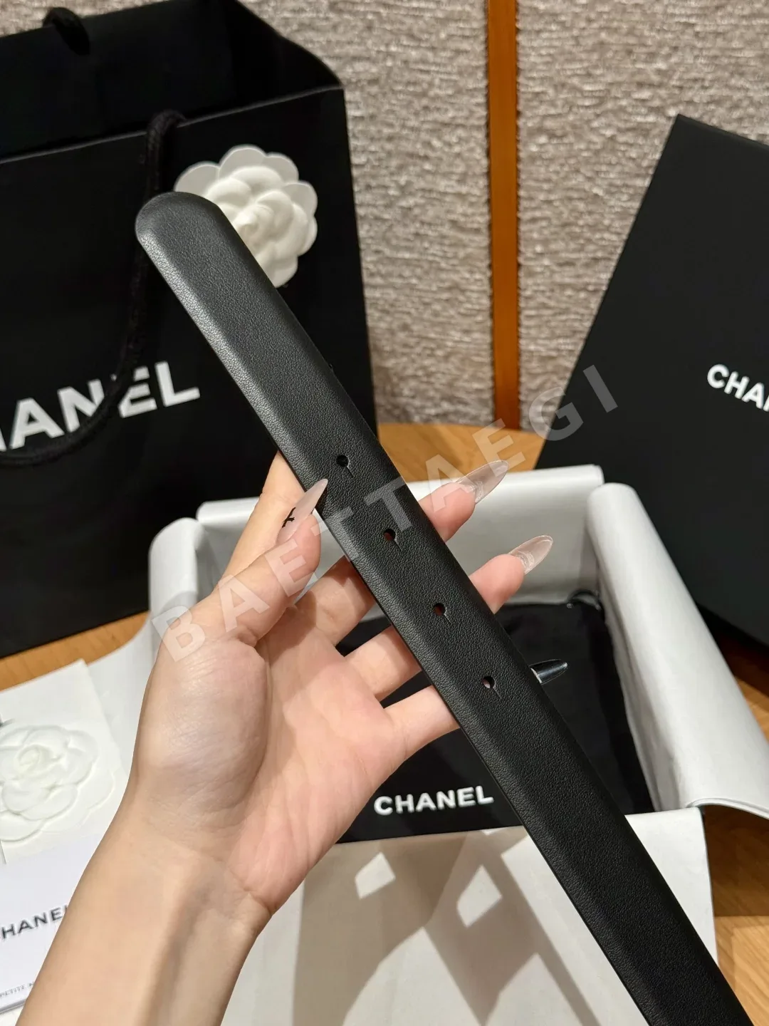 샤넬 클래식 더블 C 골드 버클 가죽 벨트 상세 이미지 5